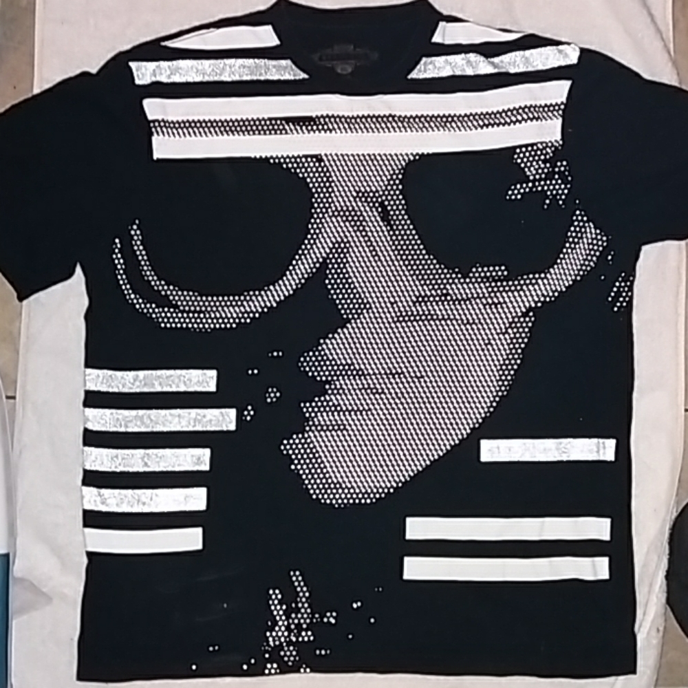 Black seanjohn grafic shirt XXL